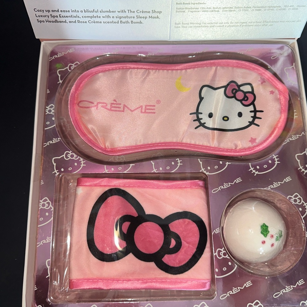Hello Kitty X The Crème Shop 3 Pc Holiday spa set.